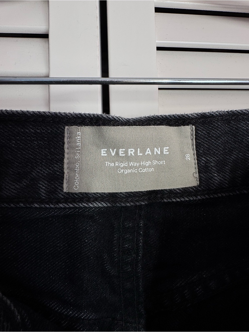 Everlane The Rigid Way High Jean Short Organic Cotton Cutoff Raw Hem Black 28 - Picture 5 of 10